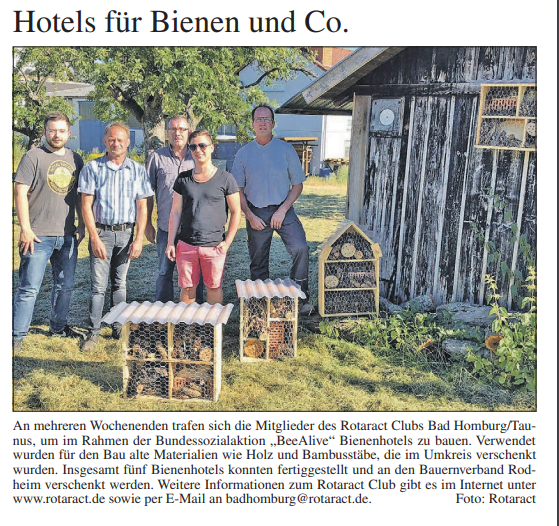 Zusammen mit dem Bauernverband Rodheim v.d.H verteilte der Rotaract Club Bad Homburg - Taunus die zuvor gebauten Bienenhotels in der Gemarkung